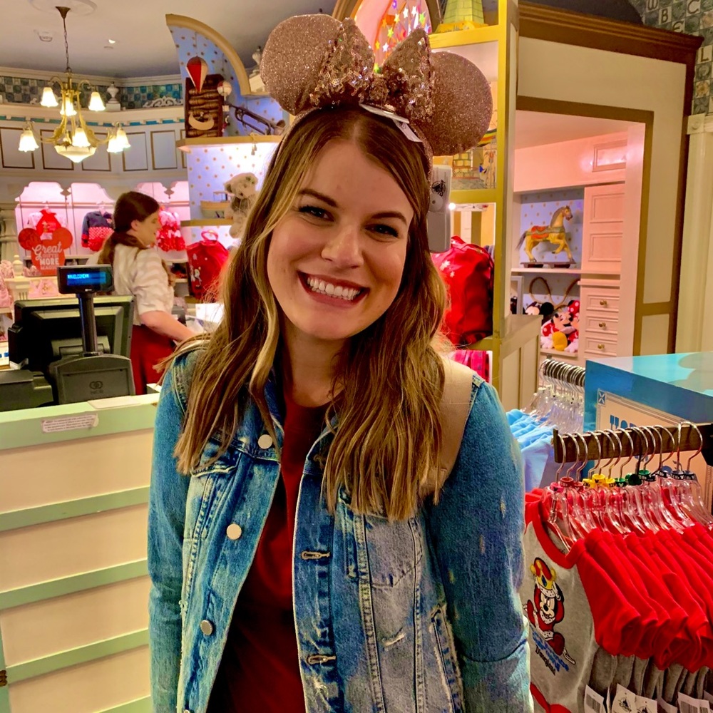 Meet your Posher, Alyssa